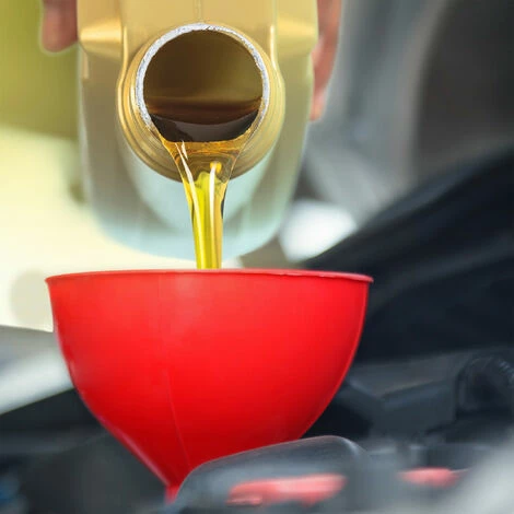 Relaxdays Trichter Set, 5 Größen, Universaltrichter Mit Schlauch Und Sieb, Als Auto Öltrichter Und Küchentrichter, Rot 7 Relaxdays Trichter Set, 5 Größen, Universaltrichter Mit Schlauch Und Sieb, Als Auto Öltrichter Und Küchentrichter, Rot – Bild 5