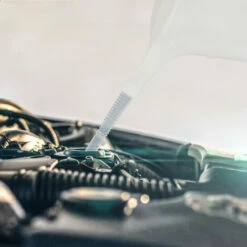 Relaxdays Ölkanne 2 L, Flexibler Einfüllstutzen, Ölmessbecher, Skala, Ölwechsel, Bruchsicher, Auto, Werkstatt, PE, Weiß -Pflege von Motorwerkzeugen Verkäufe 33161570 3