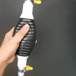 DEVENIRRICHE Lezed Handpumpe Umfüllpumpe Kraftstoffpumpe Kraftstoffleitung Absaugpumpe Für Benzin Kraftstoffförderpumpe Für Kraftstoffe Notpumpe UmfÜllpumpe Für Boot Auto Fahrzeug Diesel Benzin Öl Wasser (1.5 M) 8 DEVENIRRICHE Lezed Handpumpe Umfüllpumpe Kraftstoffpumpe Kraftstoffleitung Absaugpumpe Für Benzin Kraftstoffförderpumpe Für Kraftstoffe Notpumpe UmfÜllpumpe Für Boot Auto Fahrzeug Diesel Benzin Öl Wasser (1.5 M) -Pflege von Motorwerkzeugen Verkäufe 34840217 3