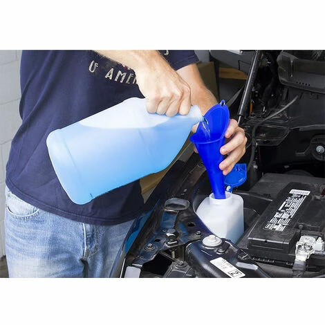 ILOVEMILAN Discount 3er-Pack Ovale Öltrichter Für Den Automobilbereich Großer Kunststofftrichter Für Benzin, Schmiermittel Und Flüssigkeiten, Küchentrichter Zum Befüllen Von Flaschen, Gläsern Und Behältern 7 ILOVEMILAN Discount 3er-Pack Ovale Öltrichter Für Den Automobilbereich Großer Kunststofftrichter Für Benzin, Schmiermittel Und Flüssigkeiten, Küchentrichter Zum Befüllen Von Flaschen, Gläsern Und Behältern – Bild 5