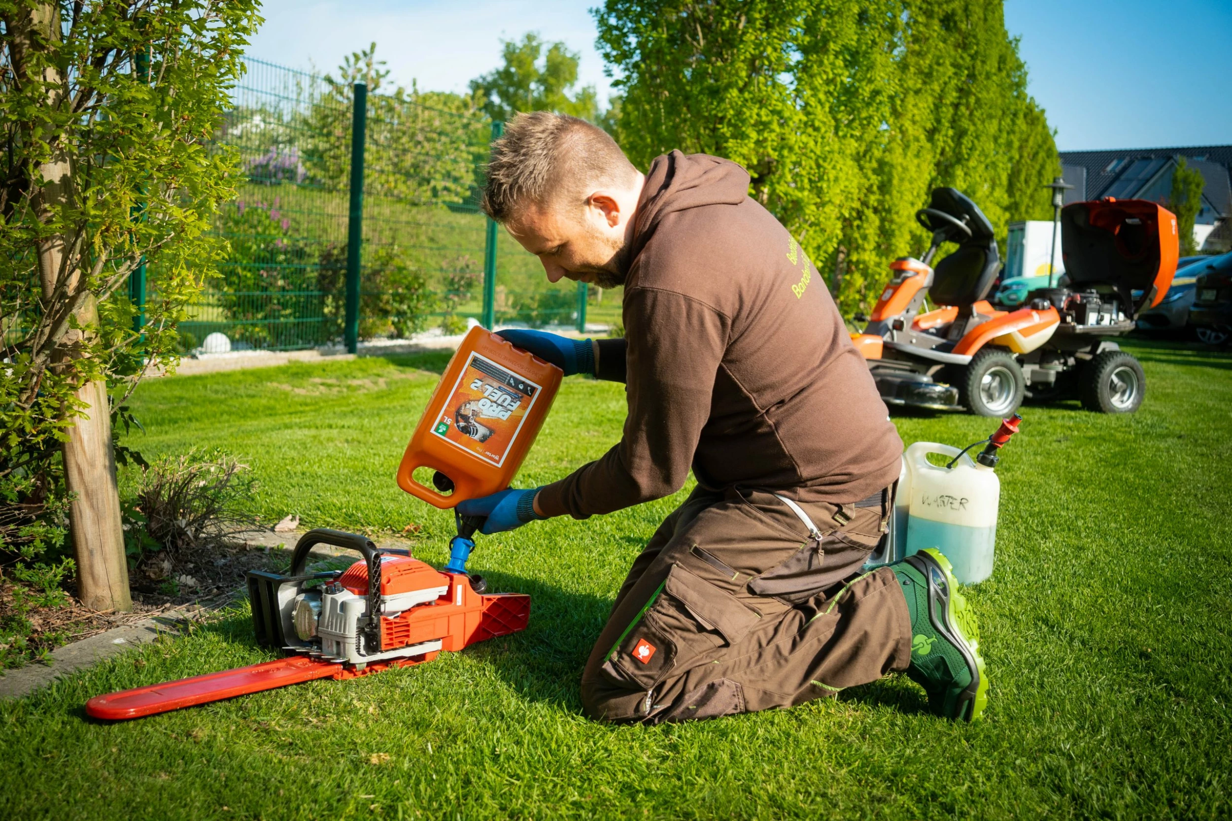 Pflege von Motorwerkzeugen Verkäufe -Pflege von Motorwerkzeugen Verkäufe 111 scaled